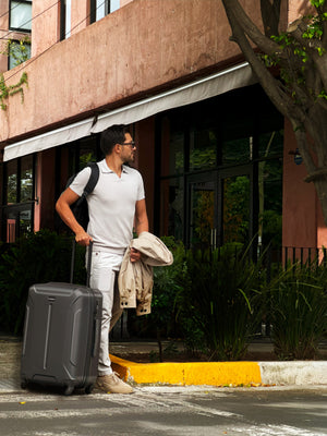 Maleta de viaje chica de 10kg, 18 pulgadas, con candado TSA - Iblock